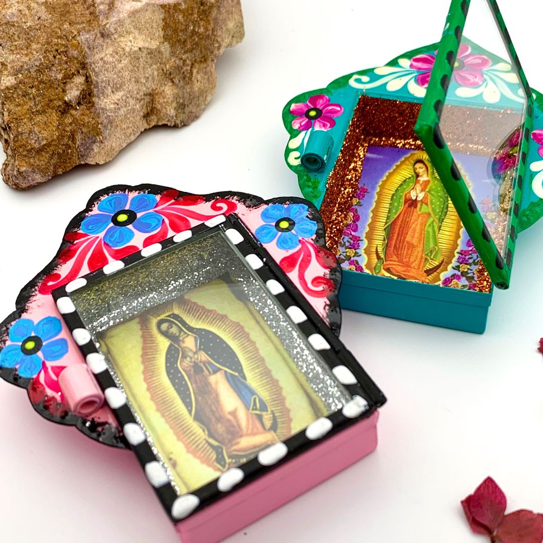 Authentique niche mexicaine avec la Vierge de Guadalupe ~ Fabriqué à la main ~