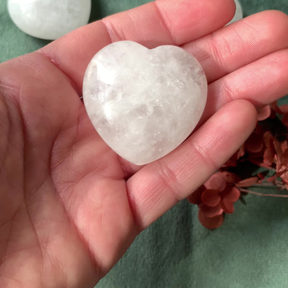 Cœur en pierre naturelle de Cristal de roche
